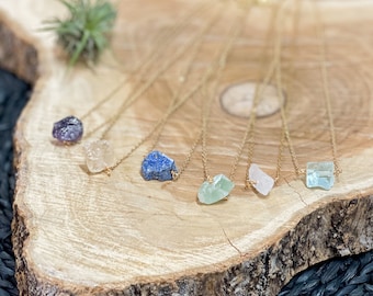 Raw Stone Pendant Necklace | Quartz Amethyst Sodalite Aventurine Flourite
