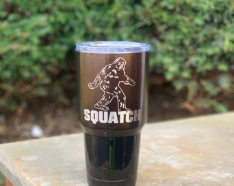 Custom Stainless Steel YETI / Ozark Sasquatch Tumbler Powder Coated Laser gravé 30 oz / 20 oz