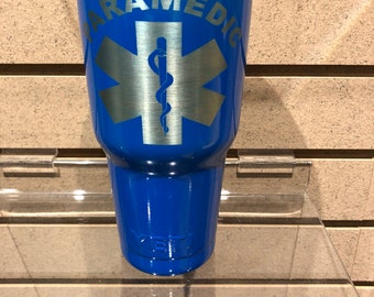 Custom Stainless Steel YETI / Ozark Paramedic Tumbler Powder Coated Laser gravé 30 oz / 20 oz