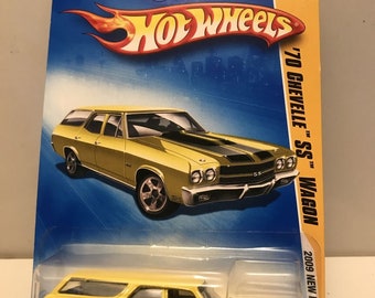 '19 HOT WHEELS 1970 CHEVY CHEVELLE SS WAGON NIB HW FLAMES SERIES '19 HOT WHEELS 1970 CHEVY CHEVELLE SS WAGON NIB HW FLAMES SERIES