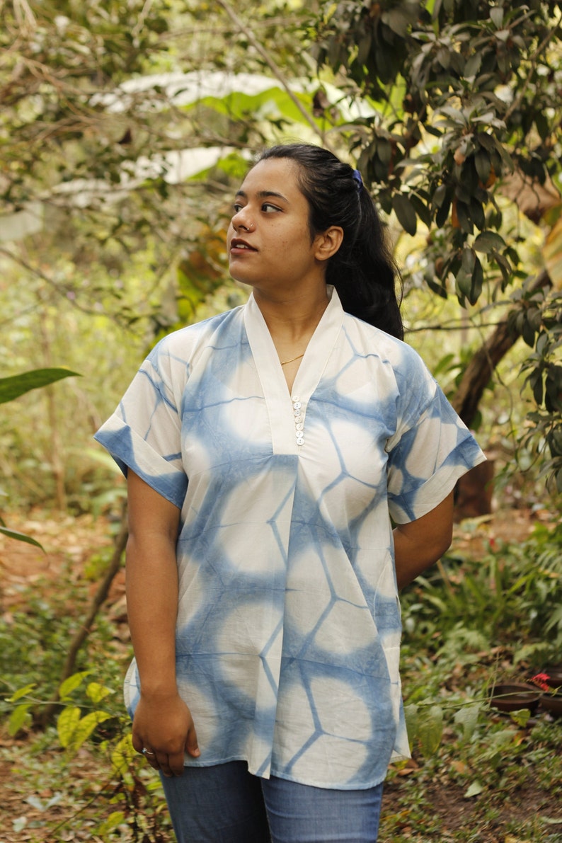 Indigo floral shibori kaftan tunic with pockets, Natural dye loose fit casual kurta image 4