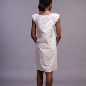 Patchwork summer shift dress, Ivory magyar sleeve woman's dress, Ivory organic cotton patchwork dress, Off white dress with patchwork imagem 5