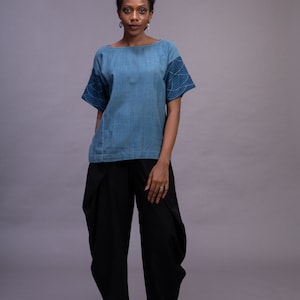 Kimono Indigo Top, top quimono feminino Indigo, top de algodão orgânico Indigo bordado à mão com mangas forradas com estampa Kalamkari