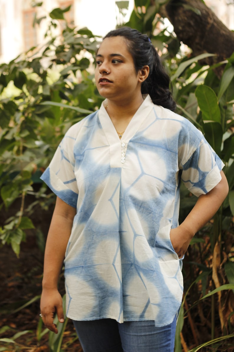 Indigo floral shibori kaftan tunic with pockets, Natural dye loose fit casual kurta image 1