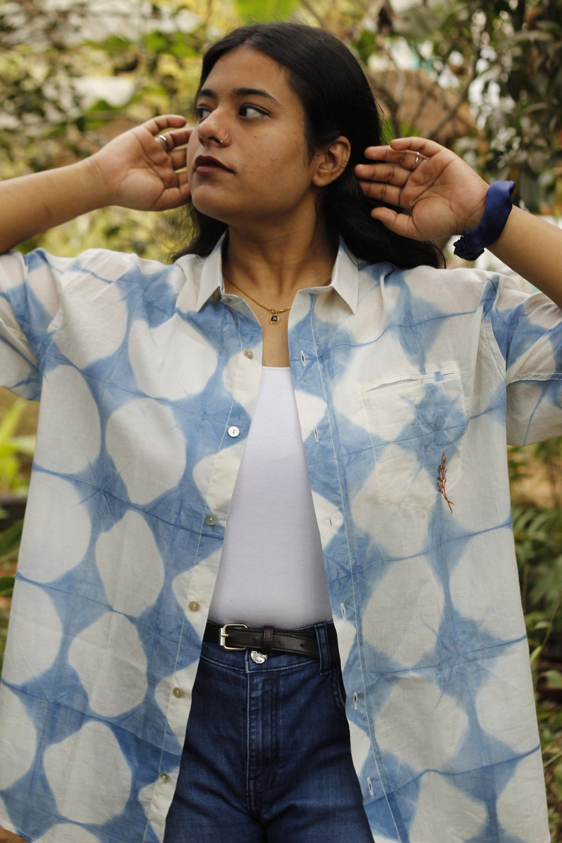 Indigo Geometric shibori short sleeves shirt with moon yoke & embroidery pocket, short sleeves shirt with moon yoke, image 4