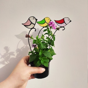 Stained glass bird plant stake Garden decoration, Little bird home decor Sunny window decor, Rustic garden birds Sun catcher bird, Bird art