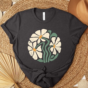 Daisy Shirt, Wildflower Tshirt, Boho Flowers Shirt, Women Floral Shirt, Summer Shirt, Gift for Mom, Botanical Tee Shirt, Daisies Shirt image 1