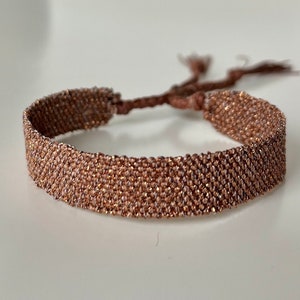 Geweven armband met zijde en linnen