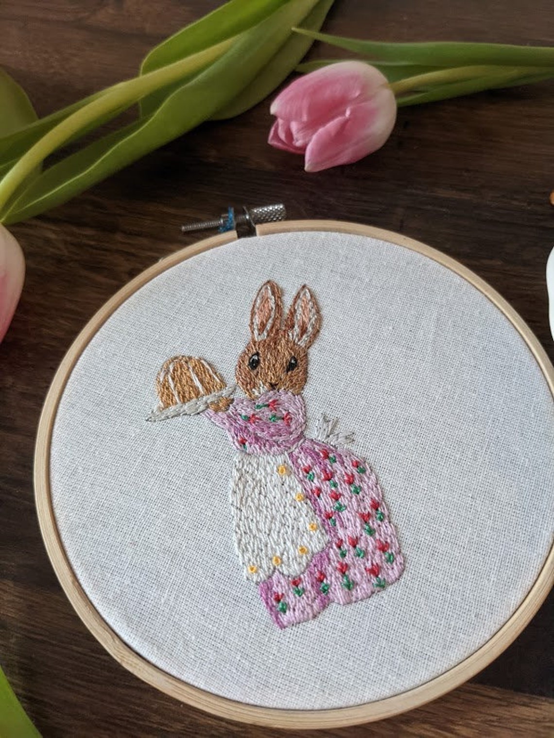 Hand Embroidered Beatrix Potter ilustration. Cute embroidery Etsy