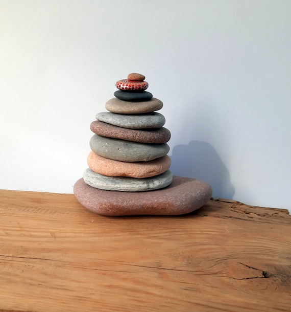 Flat Baltic Sea Pebbles - Assorted Beach Stones, 10 Pieces