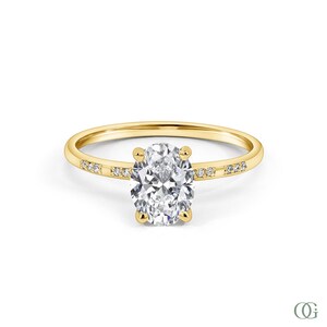 Dainty Petite Luminous Oval Diamond Engagement Ring (1.10CTW)