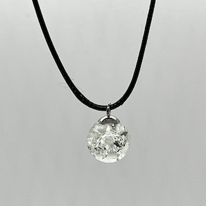 Collier marbré craquelé