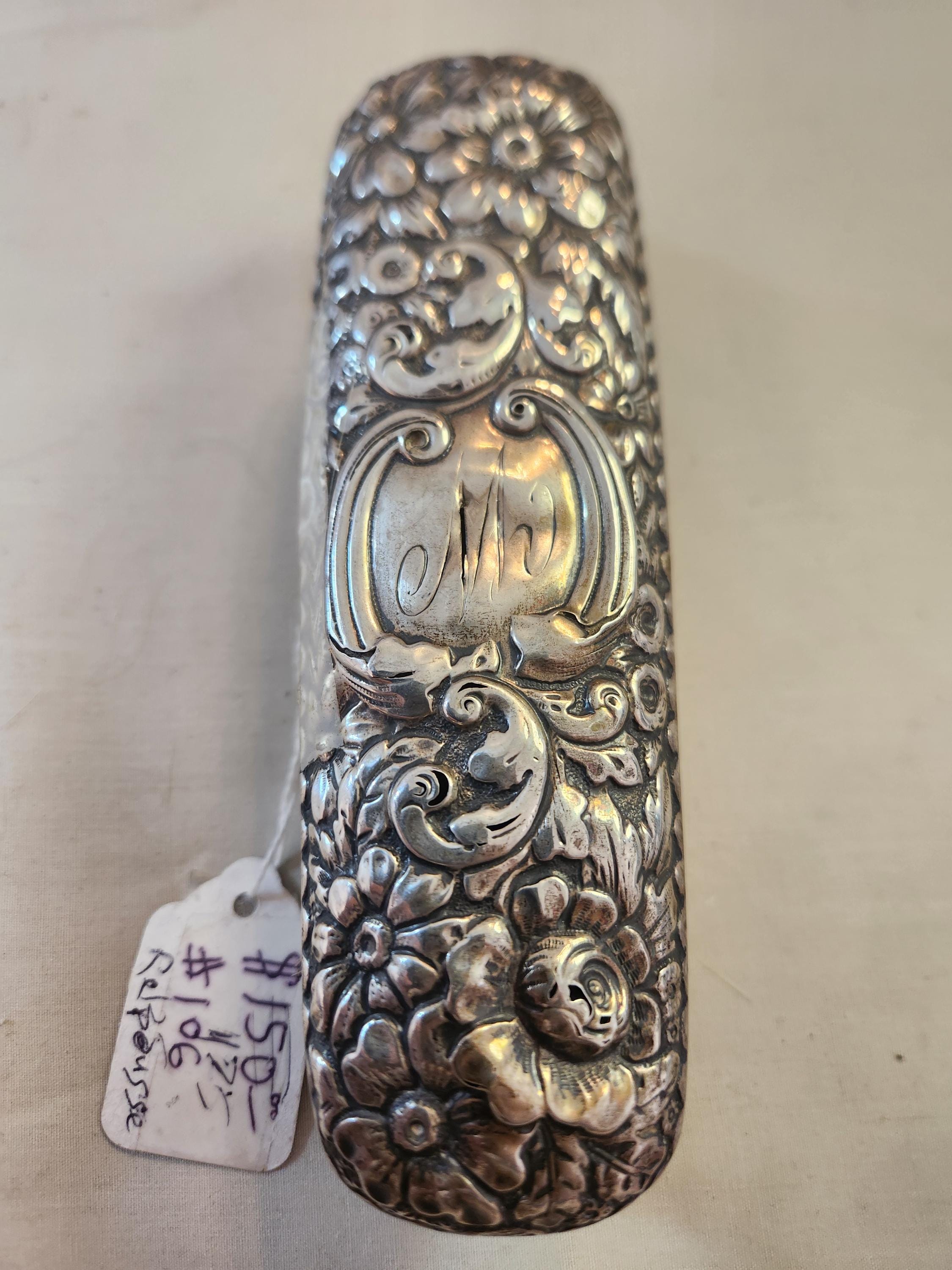 International Silver Company Vintage Silver Plated Repousse Floral Hair Brush Silver Repousse Hair Brush - Etsy main image 4