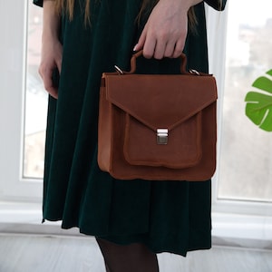 Kompakte Crossbody 2 in 1 Tasche für Frauen, Ledersattel-Schultertasche, stilvolle Ledergeldbeutel, Freundin Geschenk
