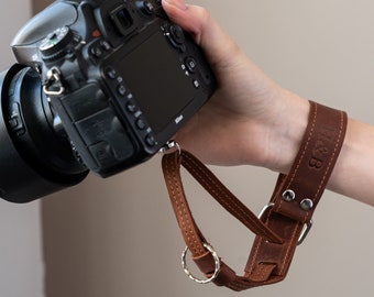 Engraved Leather Camera Wrist Strap, Customized Camera Strap, Personalized Photographer Gift, Handmade Wrist Strap