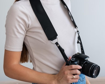 Personalized Adjustable Camera Strap, Custom Leather DSLR Strap with Metal Hardware, Photographer Gift, Travel Camera Accessories