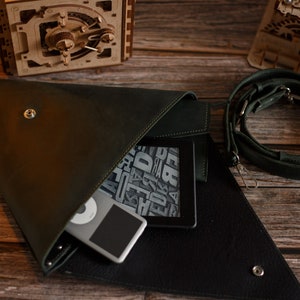 Triangle Leather Clutch Bag, Women's Geometric Purse, Small Evening Bag, Trendy Gift, Modern Style, Mothers Day Gift