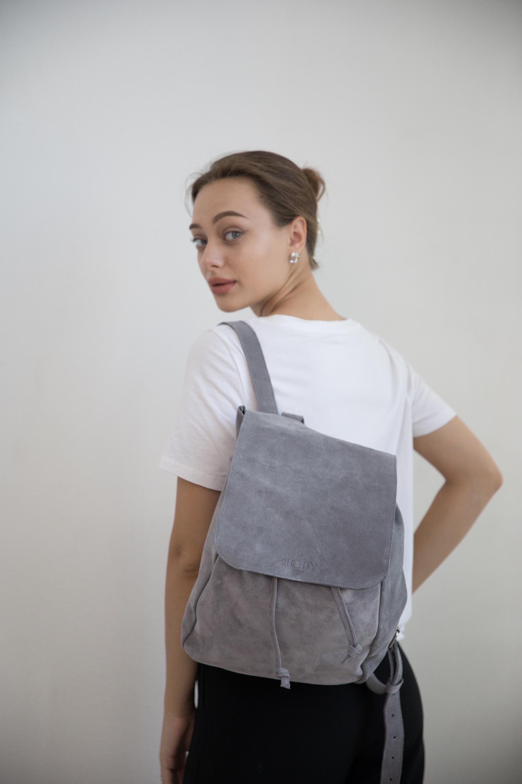 Moda Luxe suede/ faux suede grey backpack style purse. Excellent shape. Amazon.com: Madison West Kylee Backpack Purse for Women  main image 4