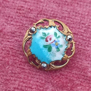 Antique cloisonne enamel button