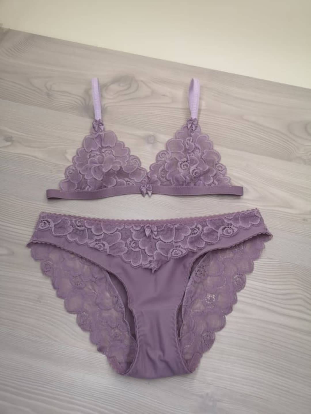 Elastic Lace Cute Floral Bralette Hipster Pantie Lingerie Set, Romantic