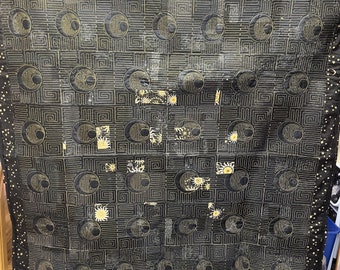 Black & Gold Quilt