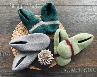 Handmade in Bavaria - felt shoes in two individual colors made from purest new wool // Guest shoes slippers // Socks //