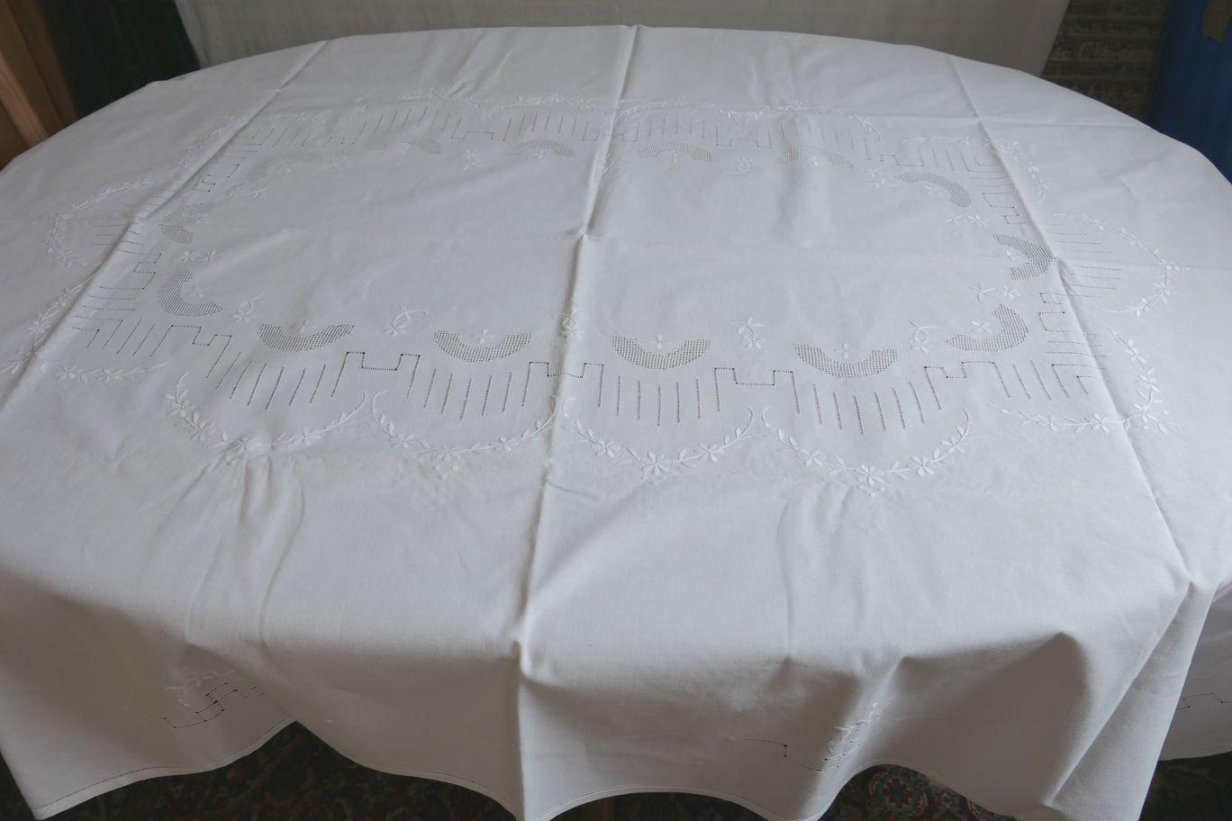 ヴィンテージテーブルクロス4枚セット（異なるテクニック）240 244 220