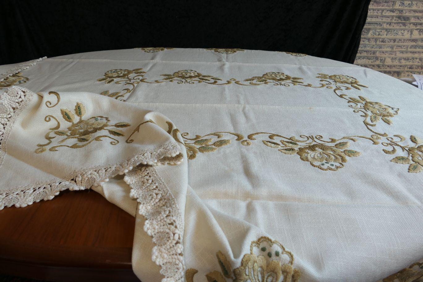お買い得な4色ハンド刺繍ヴィンテージリネンテーブルクロスF - Etsy 日本