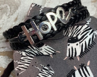 HOPE Leder drei Strang Armband