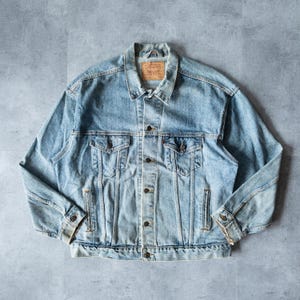 Vintage 90s Distressed Levi’s Denim Trucker Jacket - 90s Jean Jacket, 80s Spring Jacket, Vintage Clothing, 90s Aesthetic, Oversized Coat