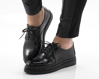 Handmade Leather Oxford Shoes: Black Lace-Up Sneakers