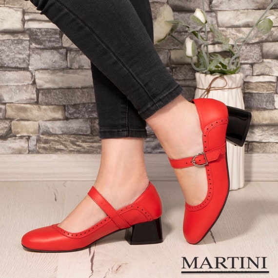 Women Shoes ~ Red Mary Janes ~ Leather Mary Janes ~ Red Shoes ~ Shoes with Buckle ~ Chunky Heel Shoes ~ Comfortable Shoes ~ Dressy Heels
