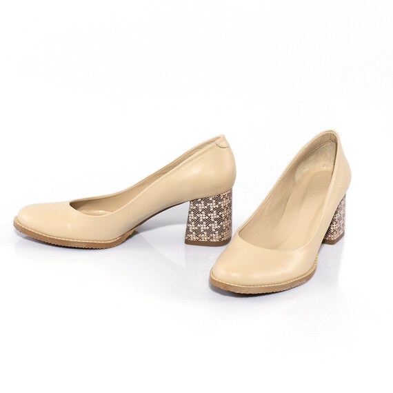 Cream pumps cheap women's shoes