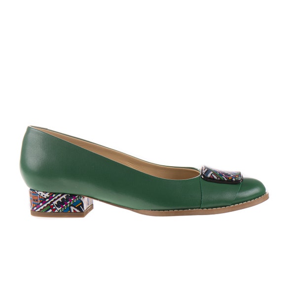 Women's Shoes with Patterned Heel and Ornament in Dark Green~ Natural Leather ~ Elegant Green Shoes ~ Low Heel Shoes ~ Business Lady Shoes