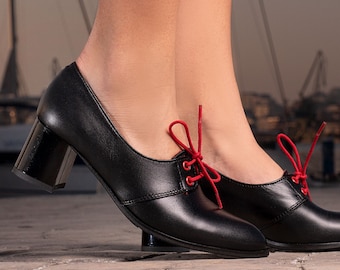 Handmade Leather Oxford Shoes: Black Dress Shoes with Red Ties