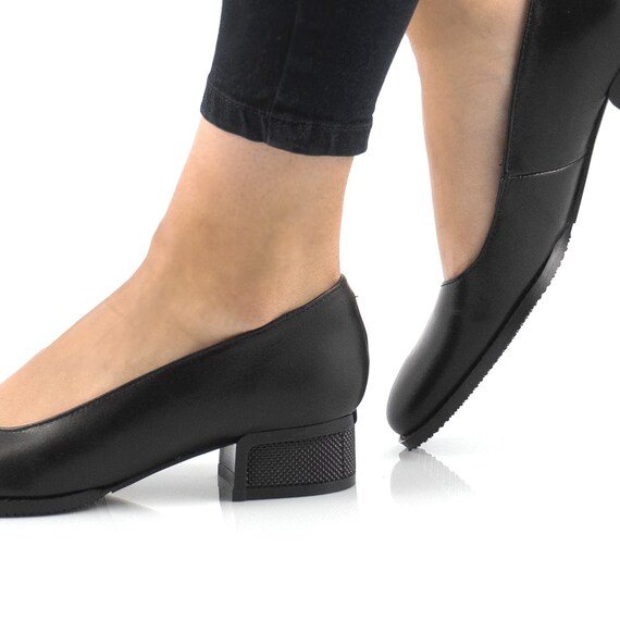 michael jordan 1 mid