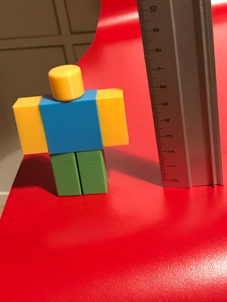 strong noob roblox toy