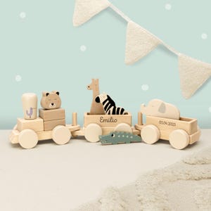 Personalisierte Holzeisenbahn - Holzspielzeug mit Namen - mit Bausteinen & Tier-Formen - Taufgeschenk - 1. Geburtstag - Geschenk zur Geburt