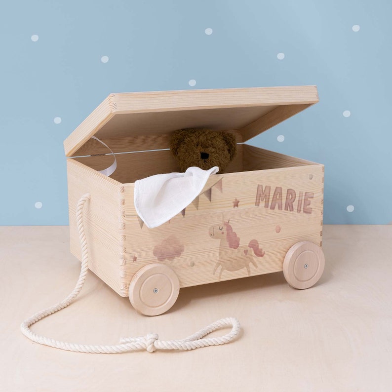 Scatola per giocattoli in legno personalizzata, scatola impilabile in legno, scatola in legno con ruote, decorazione per la cameretta dei bambini, regalo per bambini, regalo di nascita immagine 7