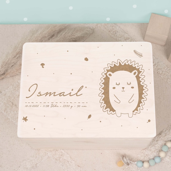Personalisierte Erinnerungskiste für Baby aus Holz Holzkiste Holzbox eingravierter Name Aufbewahrung Kinder Geschenk zur Geburt Taufe Igel