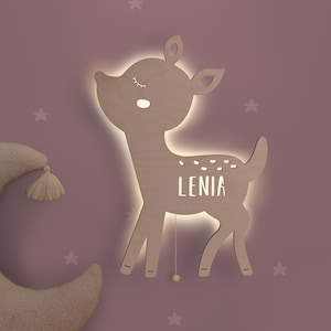 Luce notturna personalizzata per bambini, lampada da parete in legno sostenibile con il motivo desiderato, lampada per bambini per neonati, regalo per la nascita di una bambina, hellomini
