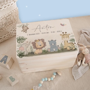 Personalisierte Erinnerungskiste Baby Safari - Erinnerungsbox personalisiert - Geschenk zur Geburt - Geschenk Baby - Taufgeschenk hellomini