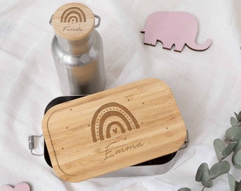 Personalisiertes Geschenkset für Kinder Trinkflasche Isolierflasche und Lunchbox Brotdose Namen Holzdeckel Geschenk Einschulung Regenbogen