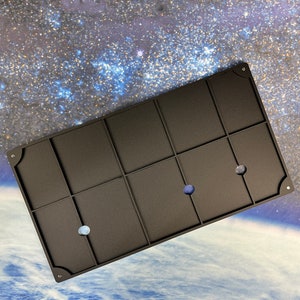 Compartiment pour cartes et plateaux à jetons pour les plateaux de modèles de deuxième édition