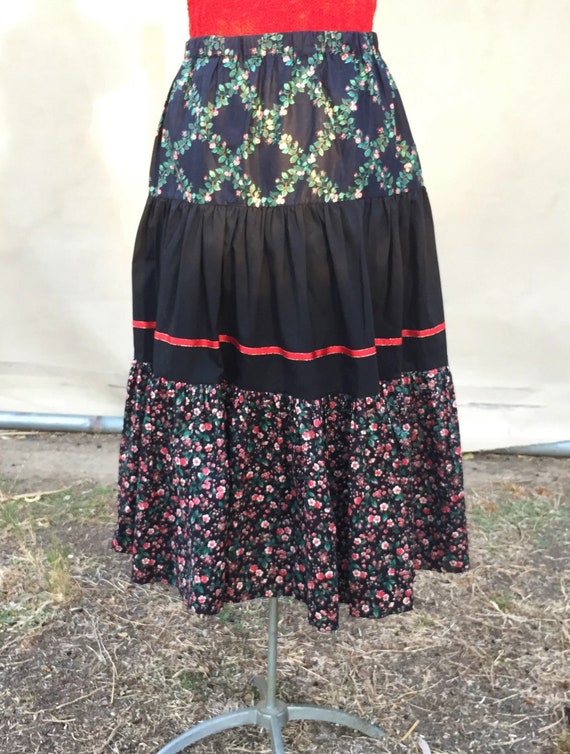 Floral and Black Prairie Skirt - image 1