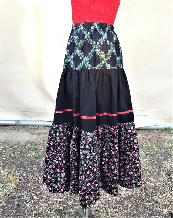 Floral and Black Prairie Skirt - image 2