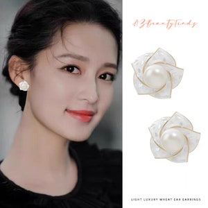 Camellia Natural Freshwater Pearl Earrings