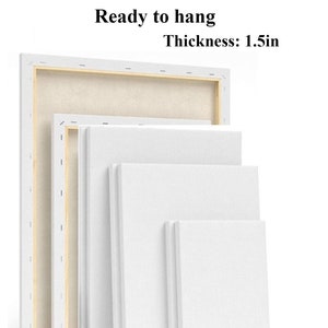 Puede incluir: Cuatro lienzos estirados de diferentes tama&ntilde;os, listos para colgar. Los lienzos son blancos y tienen un marco de madera. El texto "Ready to hang" y "Thickness: 1.5in" es visible en la imagen.