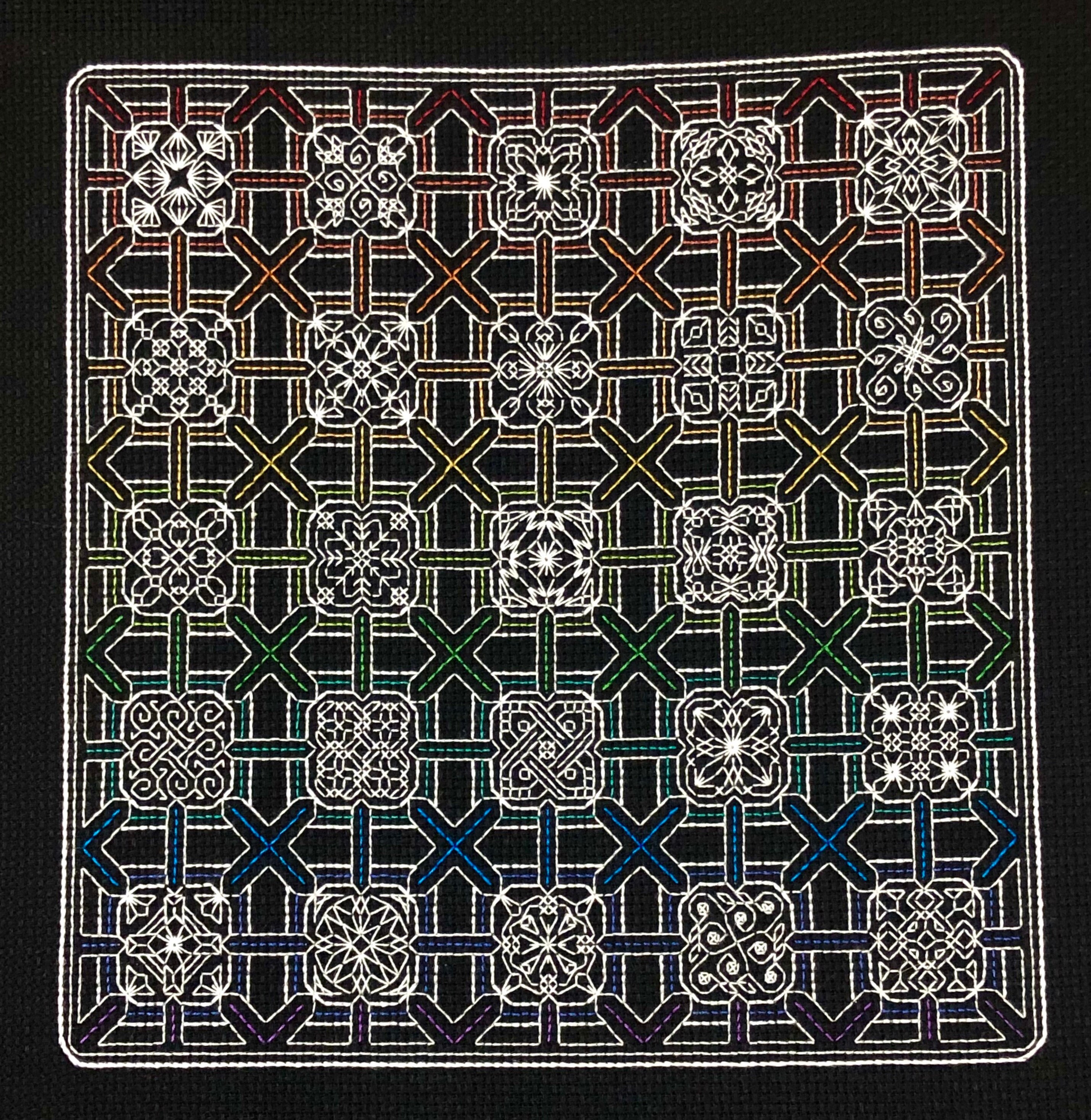 スペクトラムブラックワークサンプラーパターン - Etsy 日本