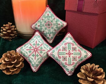 Blackwork Ornament Pattern Set 6 (Holly and Ivy)